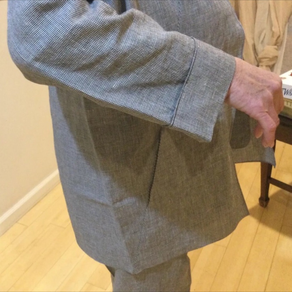 Shamask Suit, Open Front Jacket Size 2, Pants Siz… - image 1